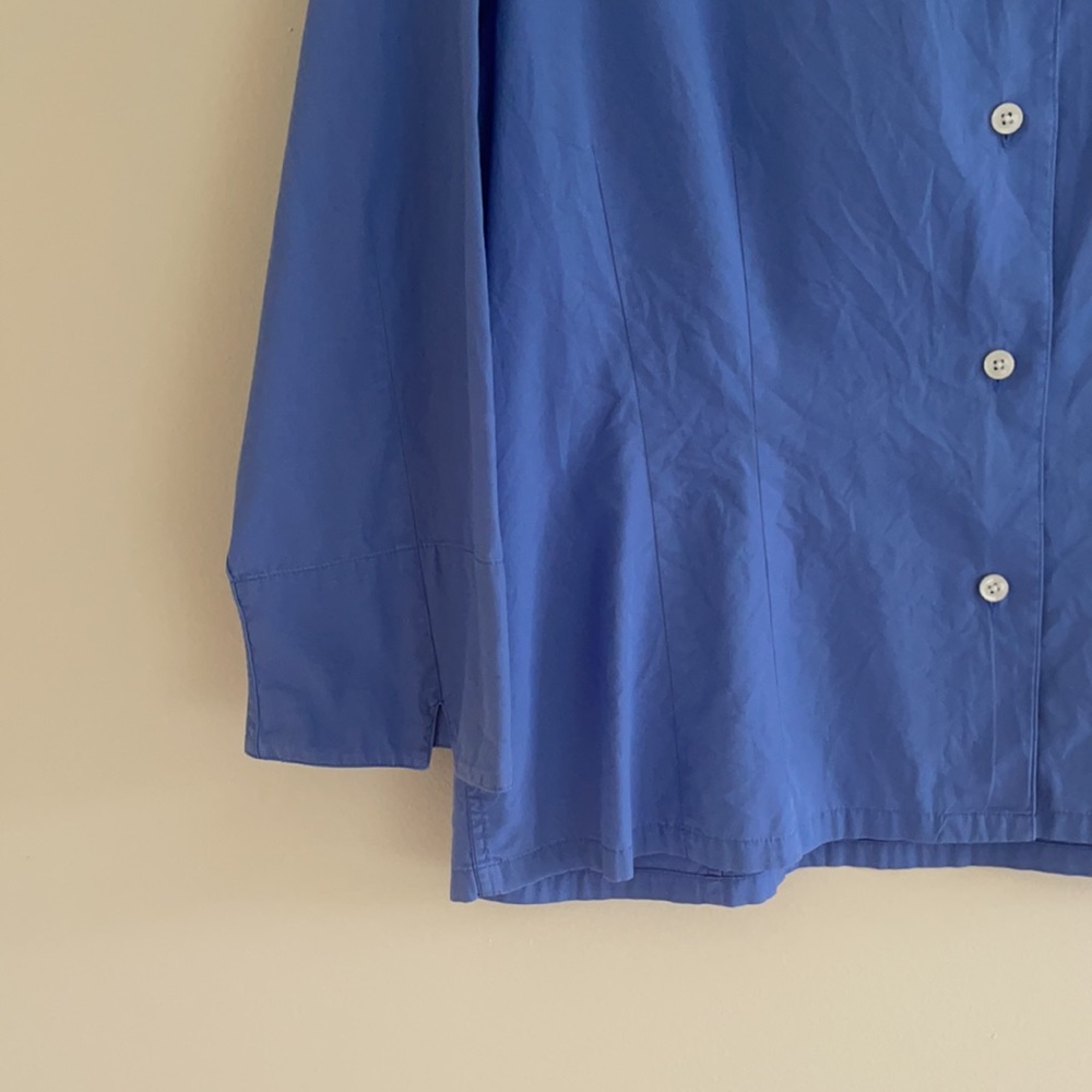 Talbots Blue Button Down Collared Shirt! - Picture 5 of 7